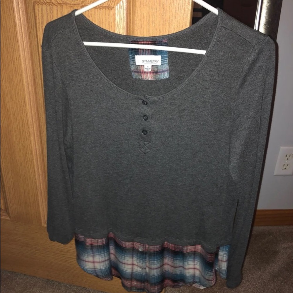 Women’s shirt